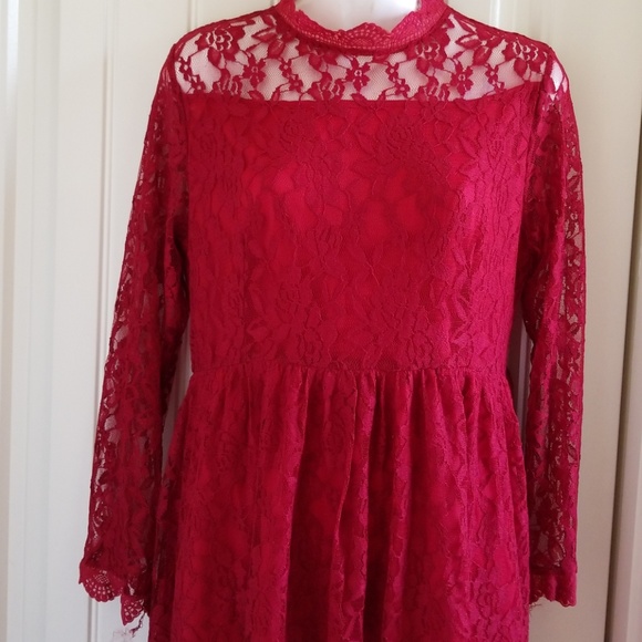 Coeur De Vague Dresses & Skirts - Coeur de Vague Red Floral Lace Dress Sz 10